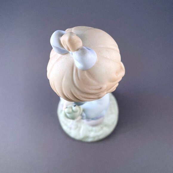 Precious Moments Have I Toad You Lately I Love You Figurine Girl 1995 521329 - Picture 7 of 11